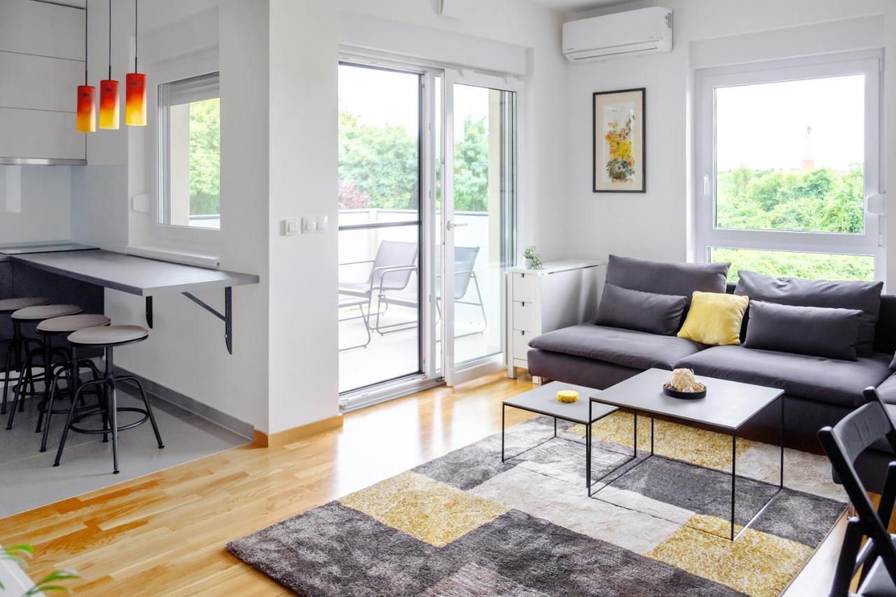 Blue Sky Apartment ชาโคเว็ค ภายนอก รูปภาพ