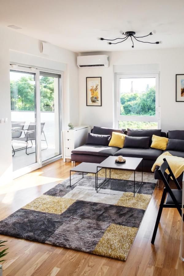 Blue Sky Apartment ชาโคเว็ค ภายนอก รูปภาพ
