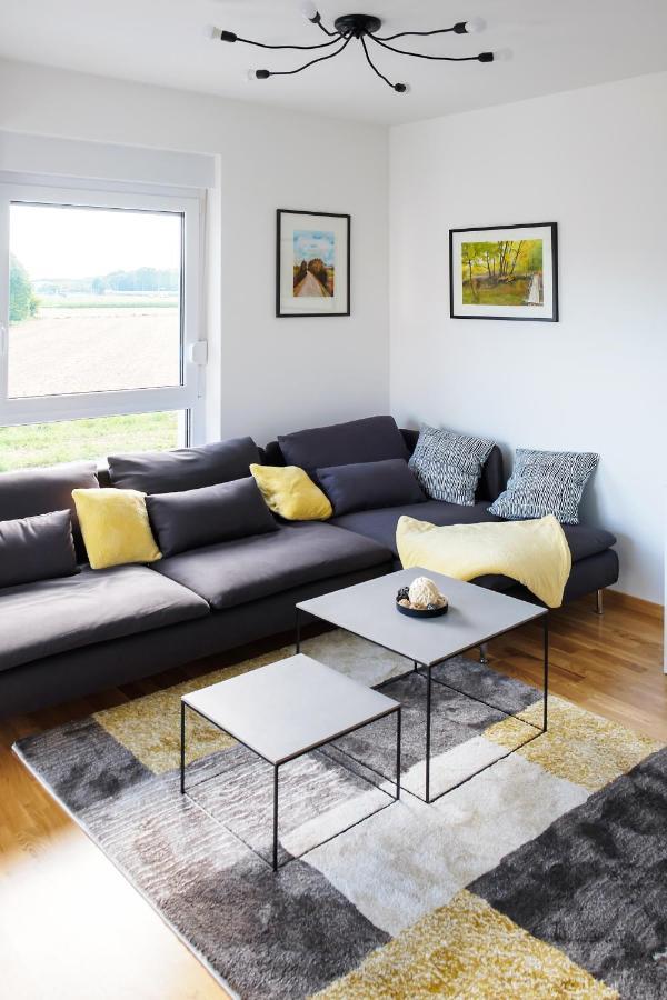 Blue Sky Apartment ชาโคเว็ค ภายนอก รูปภาพ