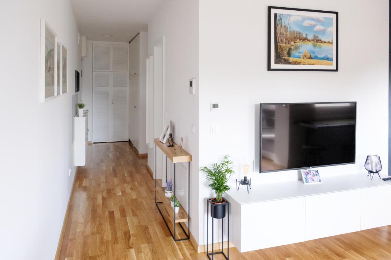 Blue Sky Apartment ชาโคเว็ค ภายนอก รูปภาพ