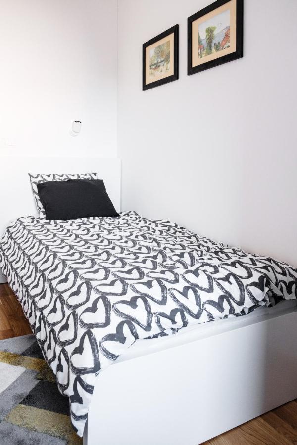Blue Sky Apartment ชาโคเว็ค ภายนอก รูปภาพ